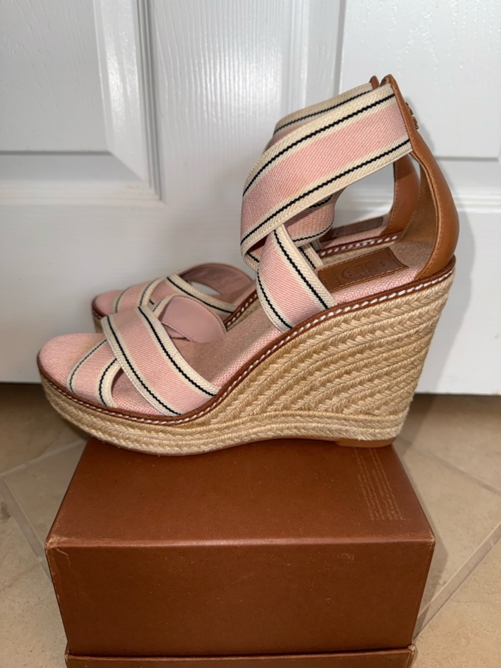 Tory Burch Espadrille Wedge Sandals Blush Pink Size 8.5 - Picture 5 of 11